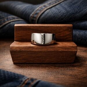 Guess "Basic" Wide Band Ring